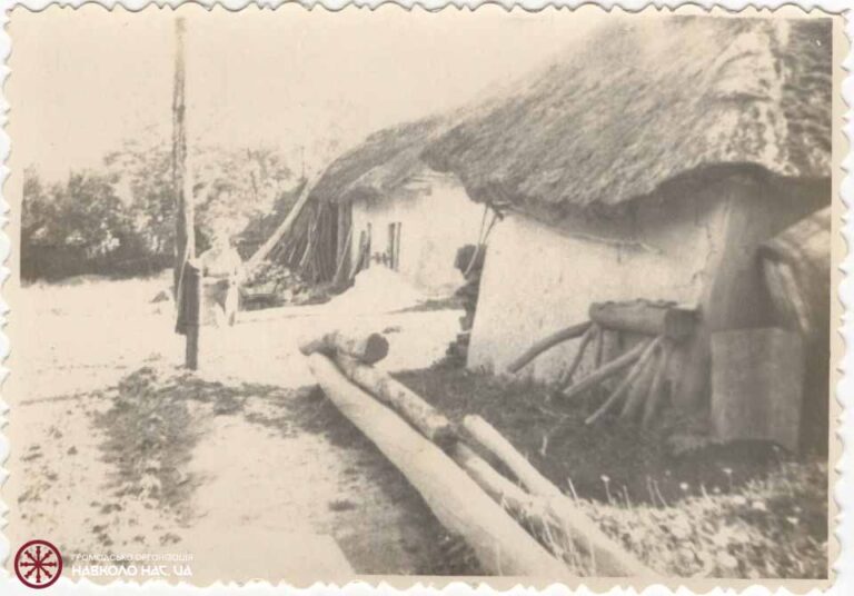 Світлина хати з бетельнею
